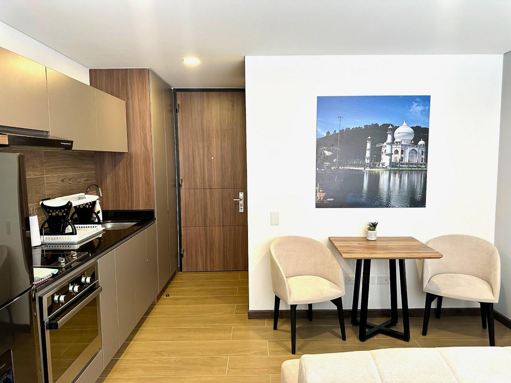 U-go Edificio Manzana 3 Al Lado Del Movistar Arena, El Y Parque Simon Bolivar Apartamento